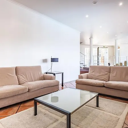 Ample With Pool And Gorgeous Ocean View Villa *