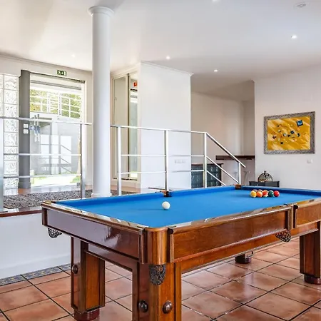 Villa Ample With Pool And Gorgeous Ocean View